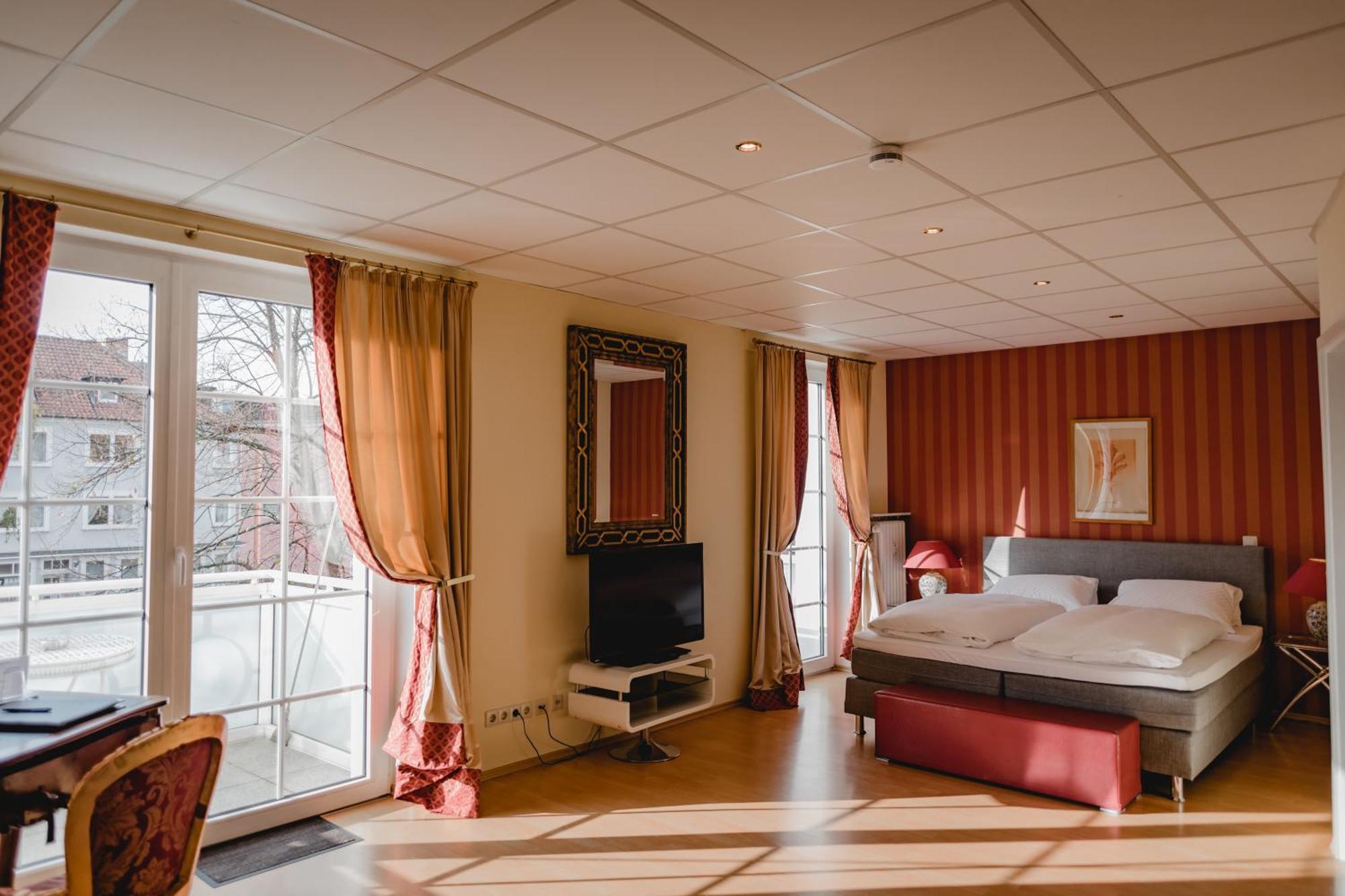 Hotel Stadtresidenz Hildesheim Ngoại thất bức ảnh