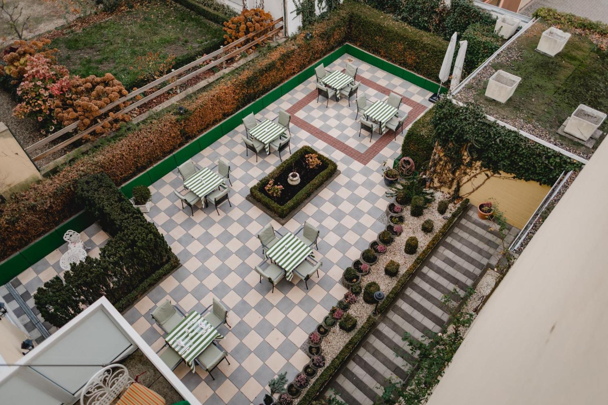 Hotel Stadtresidenz Hildesheim Ngoại thất bức ảnh