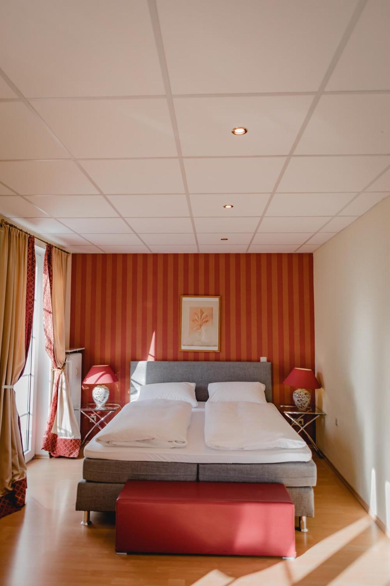 Hotel Stadtresidenz Hildesheim Ngoại thất bức ảnh