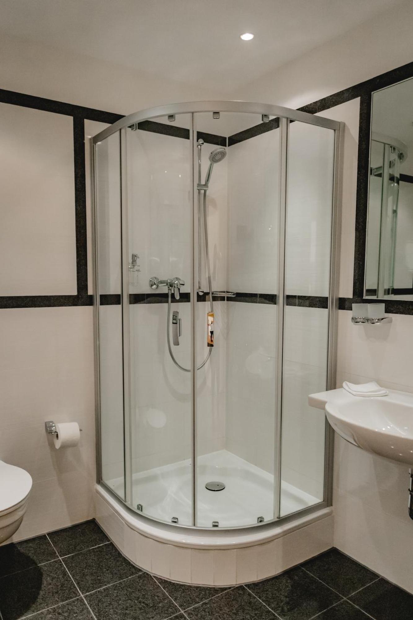 Hotel Stadtresidenz Hildesheim Ngoại thất bức ảnh