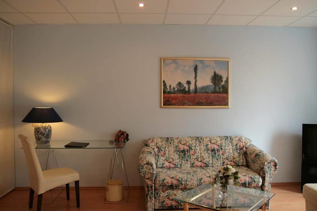 Hotel Stadtresidenz Hildesheim Ngoại thất bức ảnh