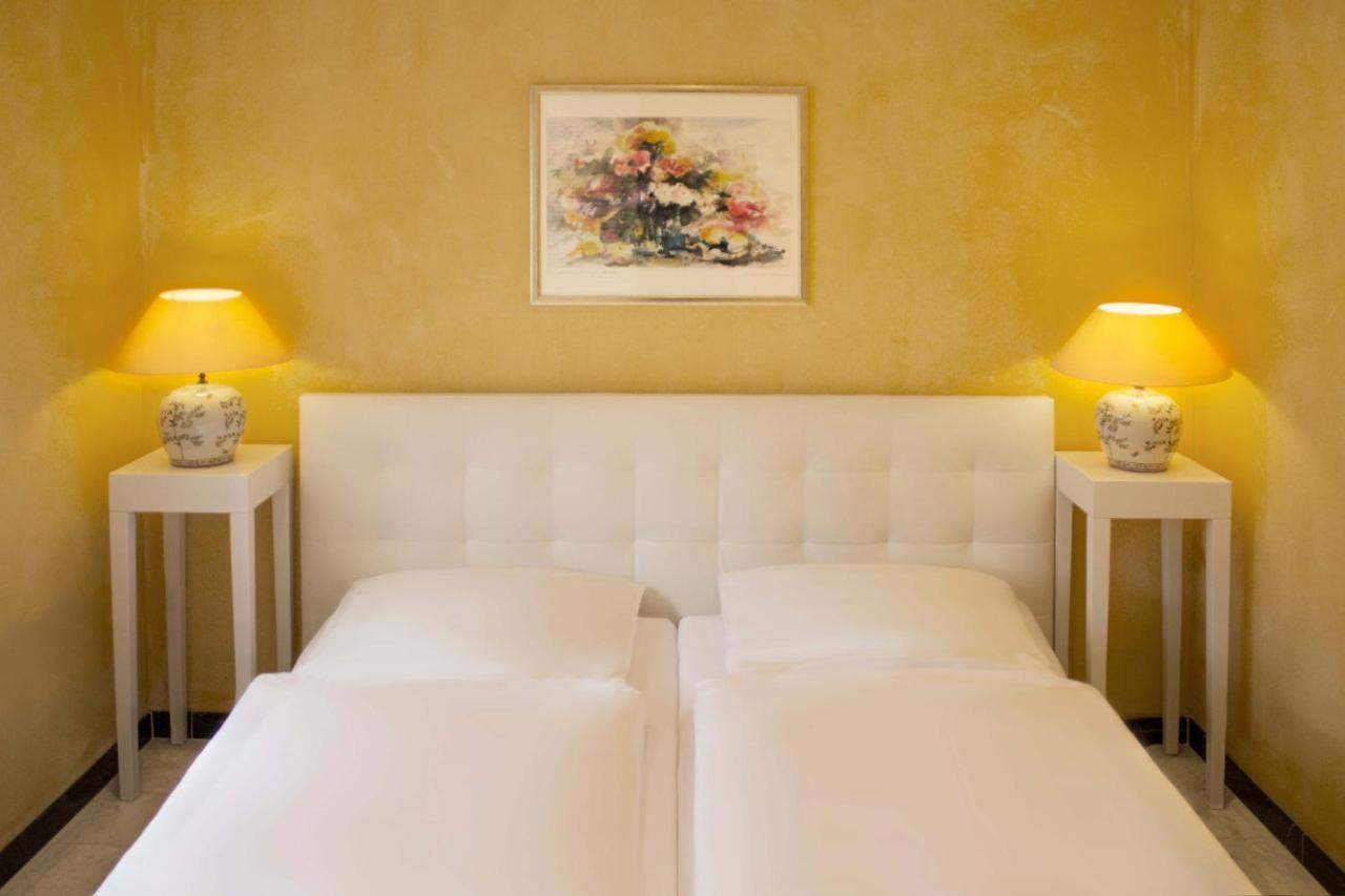 Hotel Stadtresidenz Hildesheim Ngoại thất bức ảnh