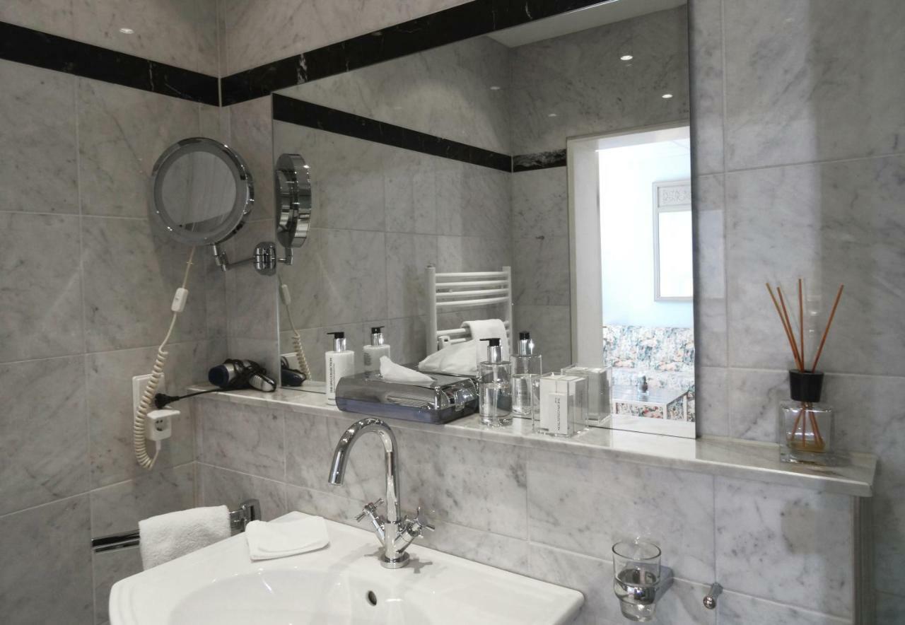 Hotel Stadtresidenz Hildesheim Ngoại thất bức ảnh